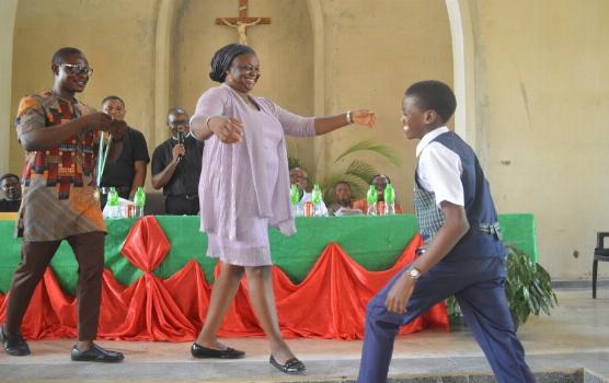 Celebrating Success at PTA Meeting and Welcoming Midterm Break